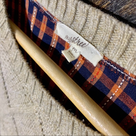 MYSTREE OVERSIZED SWEATER WITH BUFFALO PLAID BACK - Picture 4 of 6